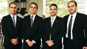 A jovem segue os passos do pai na carreira artística, e sob o nome artístico carol pires já cantou em diversos programas de televisão e também é compositora. Alexandre De Moraes Envia A Pgr Noticia Crime Contra Bolsonaro Flavio E Eduardo Istoe Independente