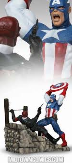 Captain america vs red skull final fight scene with healthbars captain america: Captain America Vs Red Skull Diorama Statue Midtown Comics