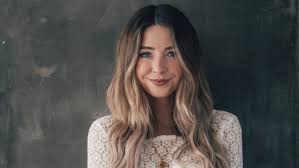 Zoella (zoe sugg) on pinterest | zoella youtubers and tyler oakley zoe sugg hairstyles sugg zoella style queen life youtube hair. Zoella Joi Polloi
