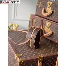 Jun 18, 2021 · louis vuitton launches tambour spin time air vivienne, the most innovative and modern jumping hour, introducing a new way of telling the time. Louis Vuitton Monogram Mini Boite Chapeau Round Bag M43514 Pink M43514 1 244 00 Ioffer Designer Replica Louis Vuitton Handbag Wallet Accessories High Quality