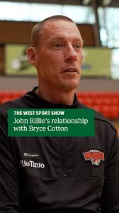 Dockers superfan Erin Warwick shows off his $250,000 jumper collection 🤯