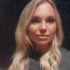 Heather Schaffer (@hockey.mama1)