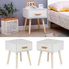 Elle peut aussi trouver sa place près de votre coin lecture. Table De Chevet Table De Nuit Blanche Cdiscount