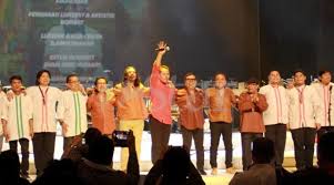 32 quotes patah hati dari lirik lagu didi kempot. Kembara Masih Berbisa Dalam Konsert Hati Emas Kembara Hiburan Mstar