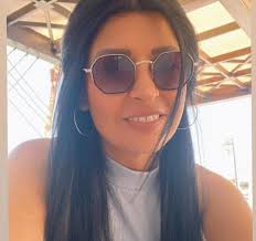 هنيئاً لمن يحمل اللطف في قلبه واللين في روحه, والجمال في أخلاقه🤍