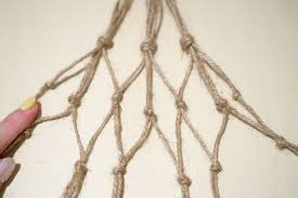 夏の涼しげdiy 結ぶだけで簡単 麻紐ハンモックの作り方 chintai情報局 麻紐 ハンモック ぬいぐるみハンモック