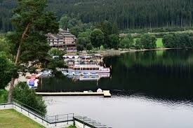 Der titisee mit seiner seestraße zählt zu den bekanntesten ausflugszielen in deutschland. Titisee Picture Of Treschers Schwarzwald Hotel Titisee Neustadt Tripadvisor