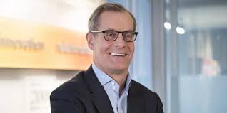 Ciena: Q3 revenue at $1.07B with 40% increase from hyperscalers this fiscal  year