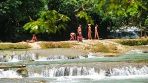 Image result for tbn:xX3UNS9Jgye8JM::www.hoteleseconomicosmexico.com/fotos/chiapas/agua-azul/cascadas-de-agua-azul-chiapas.jpg