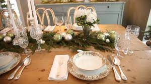 Madison park signature helena round dining table. Gorgeous Dining Room Christmas Decorating Youtube