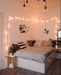 Walau sedikit berantakan, kamar ini tetap terlihat aesthetic. Harga Bed Cover Menteng Di Dki Jakarta 0815 4880 7000 Cozy Dorm Room Small Room Bedroom Bedroom Decor