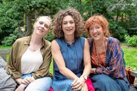 We did not find results for: Op De Set Van Huisvrouwen Bestaan Niet Ii Vrouw Magazine Telegraaf Nl