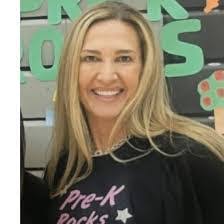 Marci Hendricks's Instagram, Twitter & Facebook