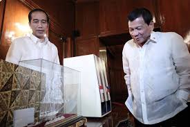 Duterte denied the reports and instead hit back at de lima, whom he called as a political opportunist eyeing a higher post through the 2016 national polls. How Effective Was Duterte And Jokowi S Transition From Local To National Politics