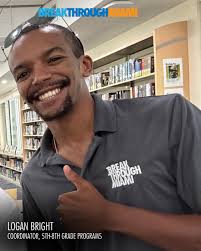 Help us welcome Logan Bright, Breakthrough Miami Coordinator for 5th–8th  Grade Programs, to our DREAM TEAM! 💙💡 In his new role as Coordinator,  Logan is actively supporting programming at our @RansomEvergladesSchool host