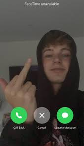 emi burrell (@BurrellEmi)