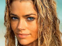 Denise Richards for Swimsuit Sundays.
