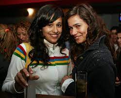 Rita pereira is a 38 year old portuguese actress. Rita Pereira E Claudia Vieira Uma Amizade Com Acucar Que Resiste A Tudo