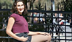 View the profiles of professionals named emilia schneider on linkedin. Emilia Schneider Hay Profesores Que Aun Me Pasan Lista Por Mi Nombre Legal Partido Comunes