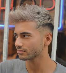 Un fade al estilo césar: 45 Mid Fade Haircuts That Are Stylish Cool For 2021