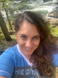 Hey neighbors! I am a family photographer in Cane Bay. Now that the  craziness of the holidays is over, I am working