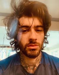 Though zayn has tried tons of haircuts and styles, these are the ones became trend immediately. Zayn Malik New Hair Style Which You Will Appreciate New Hairstyle