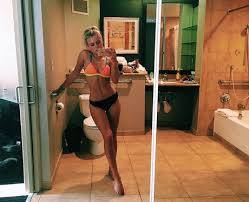 Zara lady singer talent show pictures zara larsson lady gaga pictures concert instagram. 16 Photos That Prove Zara Larsson Is Undeniably The Queen Of Instagram Capital