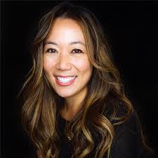 Lauren Chew's Instagram, Twitter & Facebook