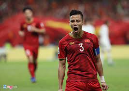 Trong khi quế ngọc hải đang trả lời phỏng vấn sau trận thắng đt indonesia thì đồng đội của anh đã có những hành động rất ngộ. Blv Quang Tung Chá»‰ Ra Nguyen Nhan Khiáº¿n Quáº¿ Ngá»c Háº£i Sa Sut