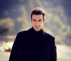 His maternal family members are from thessaloniki, greece. Ibrahimcelikkol Fc On Twitter Ø¥Ø¨Ø±Ø§Ù‡ÙŠÙ… ØªØ´ÙŠÙ„ÙŠÙƒÙˆÙ„ Ù…Ù† Ø¬Ù„Ø³Ø© ØªØµÙˆÙŠØ± ÙˆÙ…Ù‚Ø§Ø¨Ù„Ø© ÙÙŠ ØµØ­ÙŠÙØ© Milliyet Ù…Ø¹ Ozge Tabak Siyahbeyazask Ibrahimcelikkol