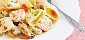 Pates Italiennes Aux Fruits De Mer Mezzi Paccheri Ai Frutti Di Mare Ricardo Recipe Cooking Recipes Recipes Using Egg Recipes