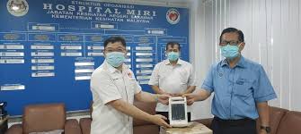 Menurut kenyataan itu lagi, siasatan lanjut dan pengesanan kontak dilakukan pejabat kesihatan bahagian miri sebaik sahaja menerima notifikasi berkaitan kes itu daripada pejabat kesihatan daerah sepang, selangor september lalu. 158 963 Individu Di Miri Daftar Divaksin