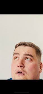 Daryl Birch's Instagram, Twitter & Facebook