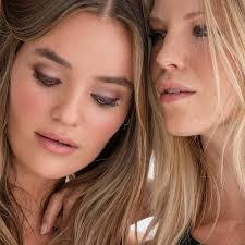 Sue Devitt's Instagram, Twitter & Facebook