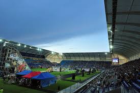 We're expecting a full house, so we've got around 1,000 staff working tonight, including. Cbus Super Stadium Hire Cbus Super Stadium