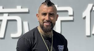 Este sábado arturo vidal sumó una nueva corona a su estantería, y lo hizo como titular en la victoria del barcelona ante el levante. Estoy Con Cali Y Colombia Arturo Vidal Se Pronuncia Por Protestas En Ciudad De Su Pareja Sonia Isaza