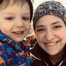 Deena Timmons's Instagram, Twitter & Facebook