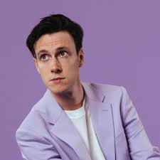 Jamie Oliphant's Instagram, Twitter & Facebook