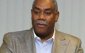 Inglewood High Holds Senior Awards Ceremony