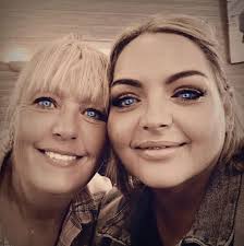 Hi. My first post and a pathetic one at that. Is there any plausible reason  to build a new hotel wall in such a way. Can't be for strength and  defiantly not