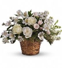 Even when a death is expected due to a long term illness, it always comes as a surprise. T232 1a Funeral Flowers Sympathy Flowers Flower Arrangements