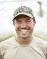 Next up in our local farmer spotlight is a small but mighty farm doing some  pretty amazing things in Olinda. @lapaau_farm was started in 2018 by Lauren  and Michael Marchand. They take