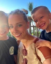 Kelsey Marie Eldridge (@kelseymarieeldridge) • Instagram photos and videos