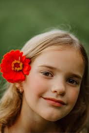 Anyone interested in flower field minis? 15-20 mins/ 5 edited photos of  your choice $50 ($20 deposit) Location: Richfield Park, Davison MI Time:  Today, July 15th 5pm: 5:25pm: 5:45pm: 6:10pm: 6:30pm: 7:00pm: