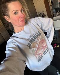 Arm day in the 🧊 box 😂 Happy Friday!!!