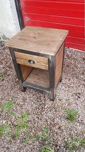 industrial bedside table etsy table de chevet industrielle ameublement industriel vintage table de chevet