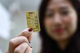 Giá vàng mới nhất hôm nay ngày 4/11: Giá vàng miếng trong nước giảm gần 1  triệu đồng