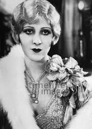 Frauenmode 1928 Bis 1929 Fotocommunity Timeline Images 20er Jahre Frisur 20er Jahre Mode Frauenmode
