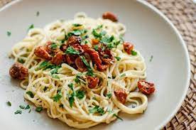 Check spelling or type a new query. Resep Dan Cara Memasak Pasta Italia Spaghetti Aglio Olio Yang Enak Mudah Dan Sederhana Selerasa Com