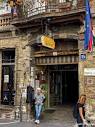 Szimpla Kert ruin bar Budapest - a must visit place!